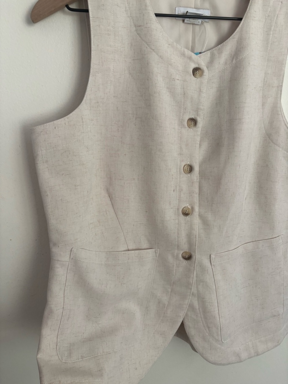 Hour of Harlow Sleeveless Button-Front Linen Vest Light Beige Chic Women’s 10 - Picture 3 of 6